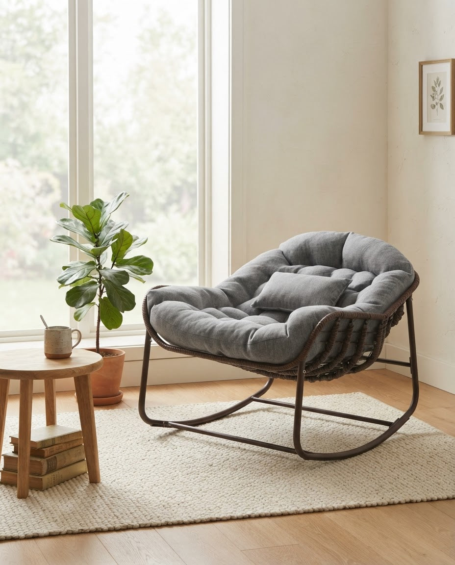 NID – fauteuil à bascule coloris gris en situation