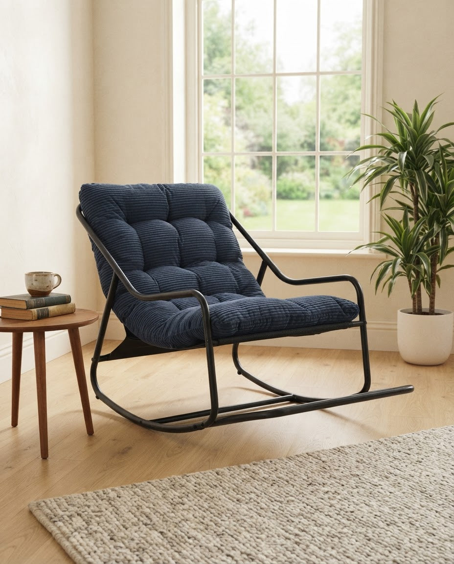 NONCHALANCE – fauteuil à bascule coloris bleu en situation